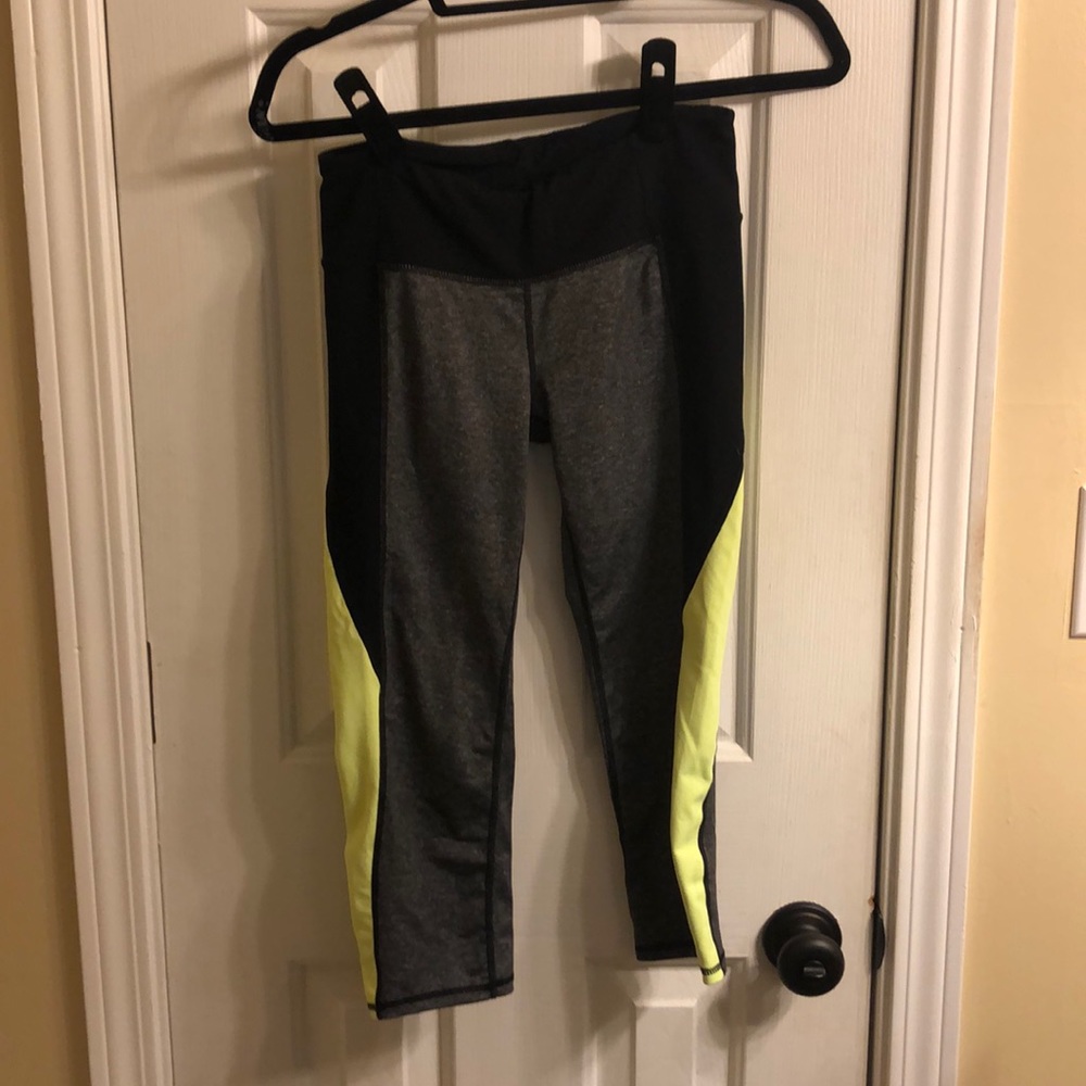 Gap Fit cropped legging